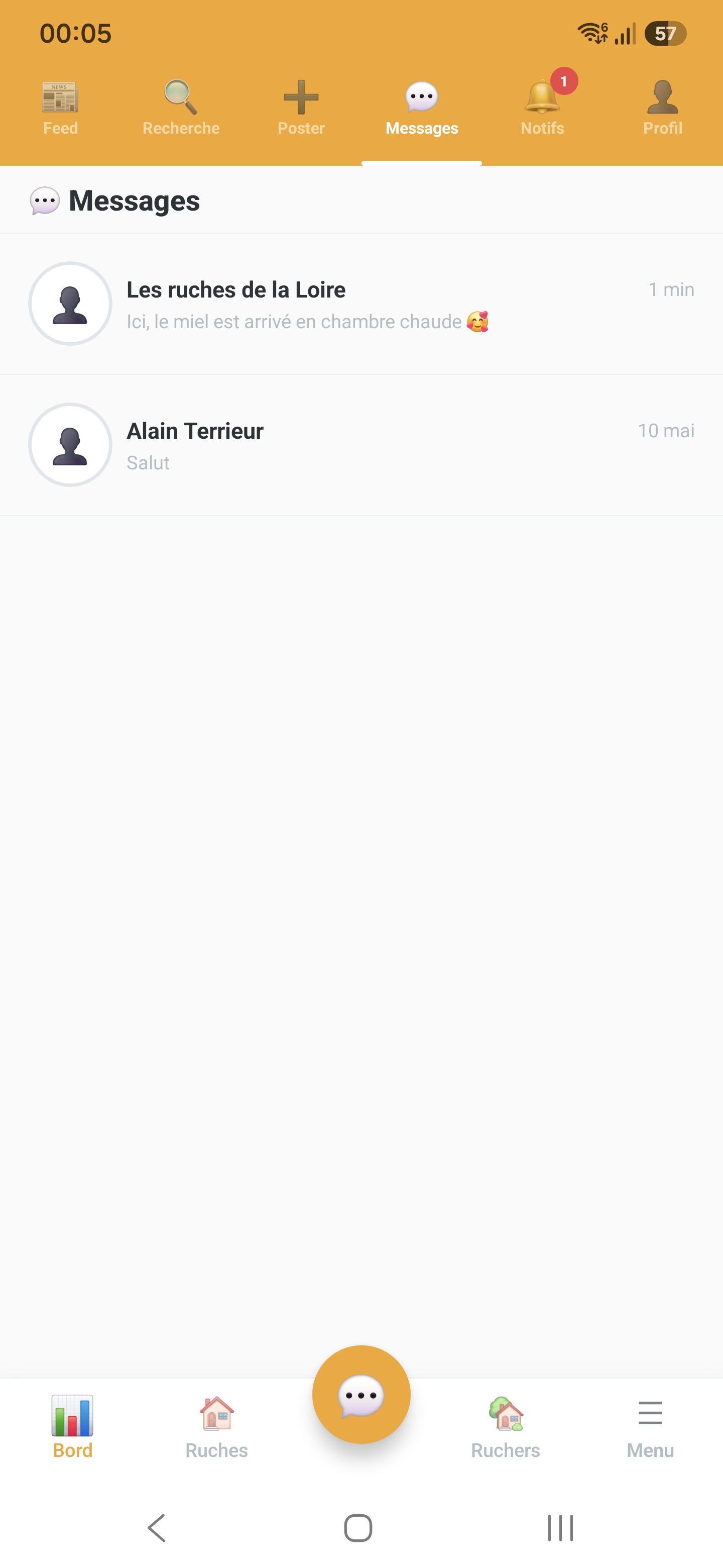Messagerie et mise en relation entre apiculteurs Api'Track